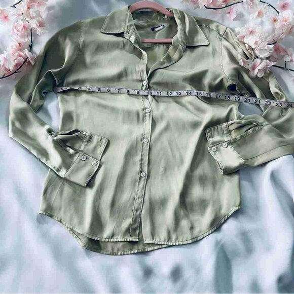 J.Crew Silky Sage Green Button-Up Shirt - Picture 2 of 3